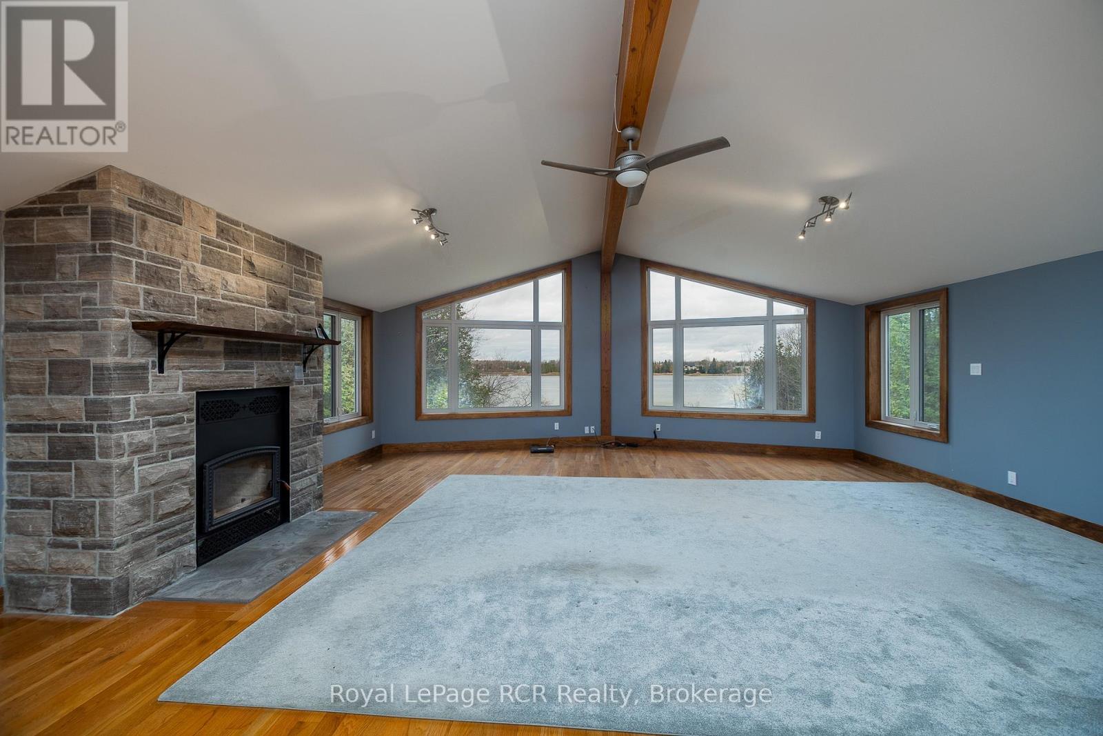 123 Lakeview Road, Grey Highlands, Ontario  N0C 1M0 - Photo 5 - X12196167