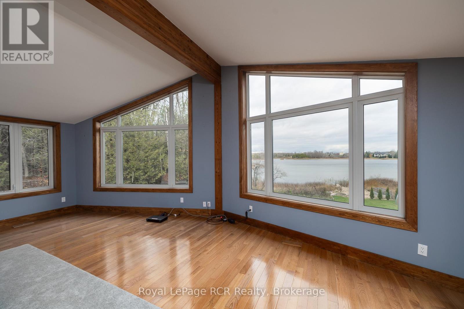 123 Lakeview Road, Grey Highlands, Ontario  N0C 1M0 - Photo 8 - X12196167