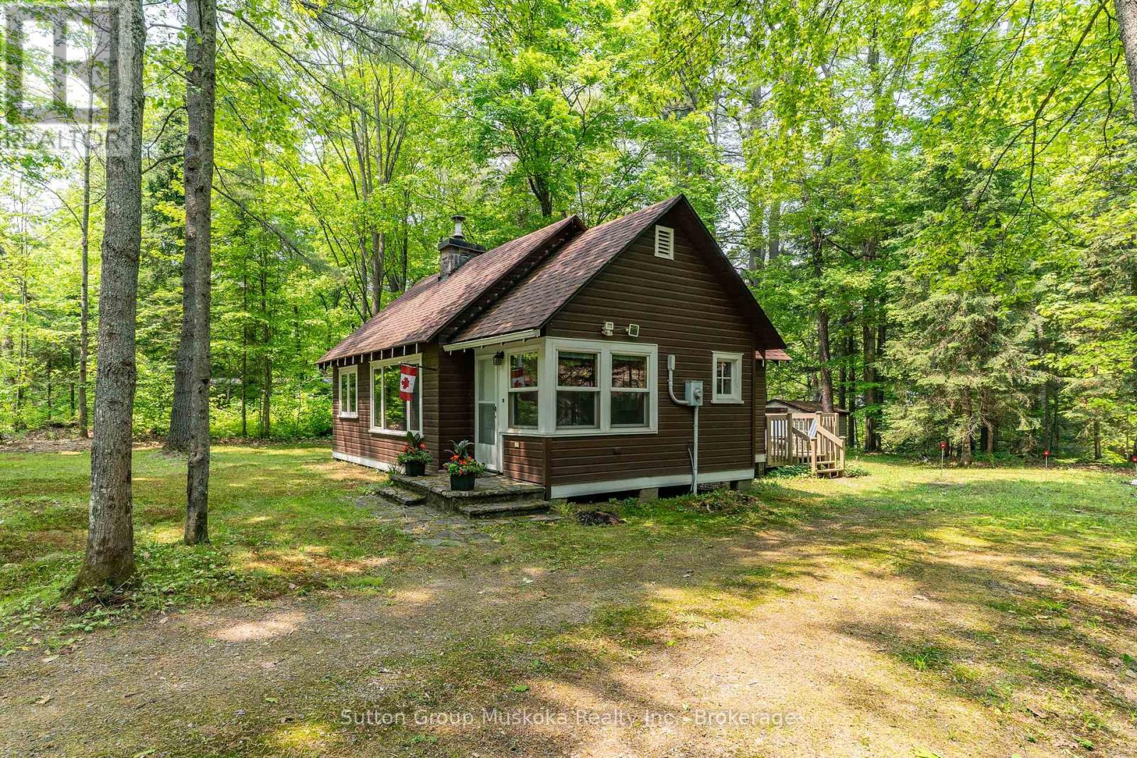 86 & 92 HOTHS LANE, Huntsville, Ontario