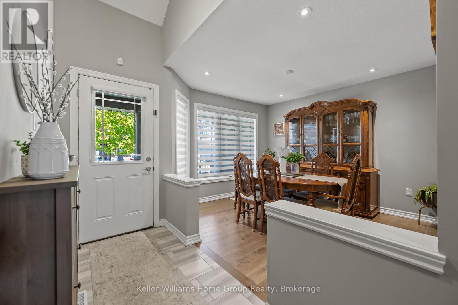 32 Westminster Crescent, Centre Wellington, Ontario  N1M 0C4 - Photo 6 - X12196234