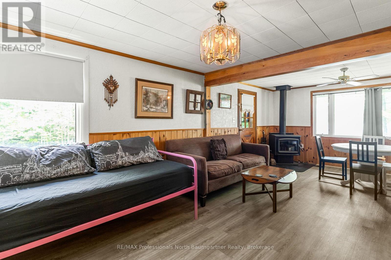 18053 Highway 35, Algonquin Highlands, Ontario  K0M 1J2 - Photo 19 - X12196245