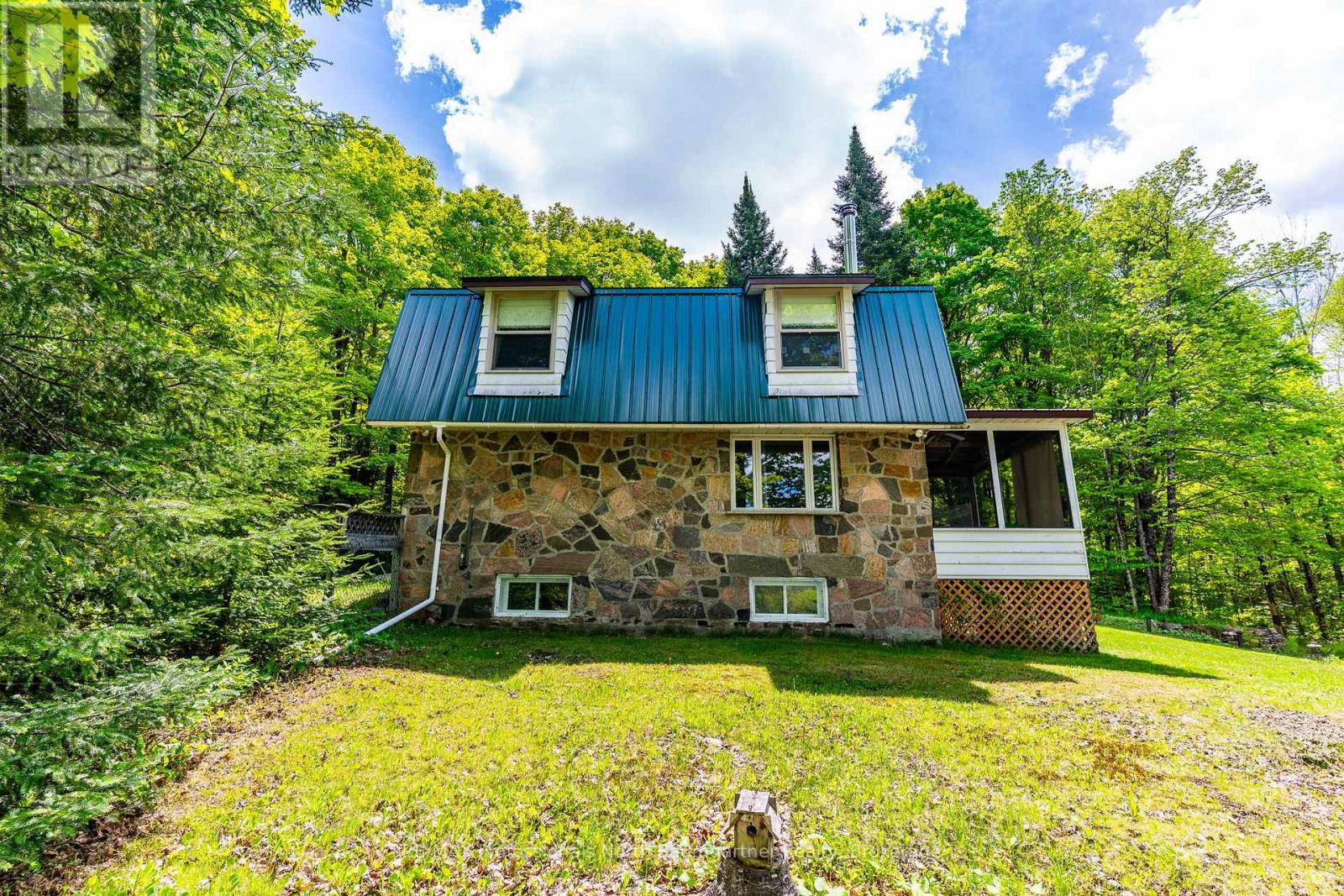 18053 Highway 35, Algonquin Highlands, Ontario  K0M 1J2 - Photo 34 - X12196245