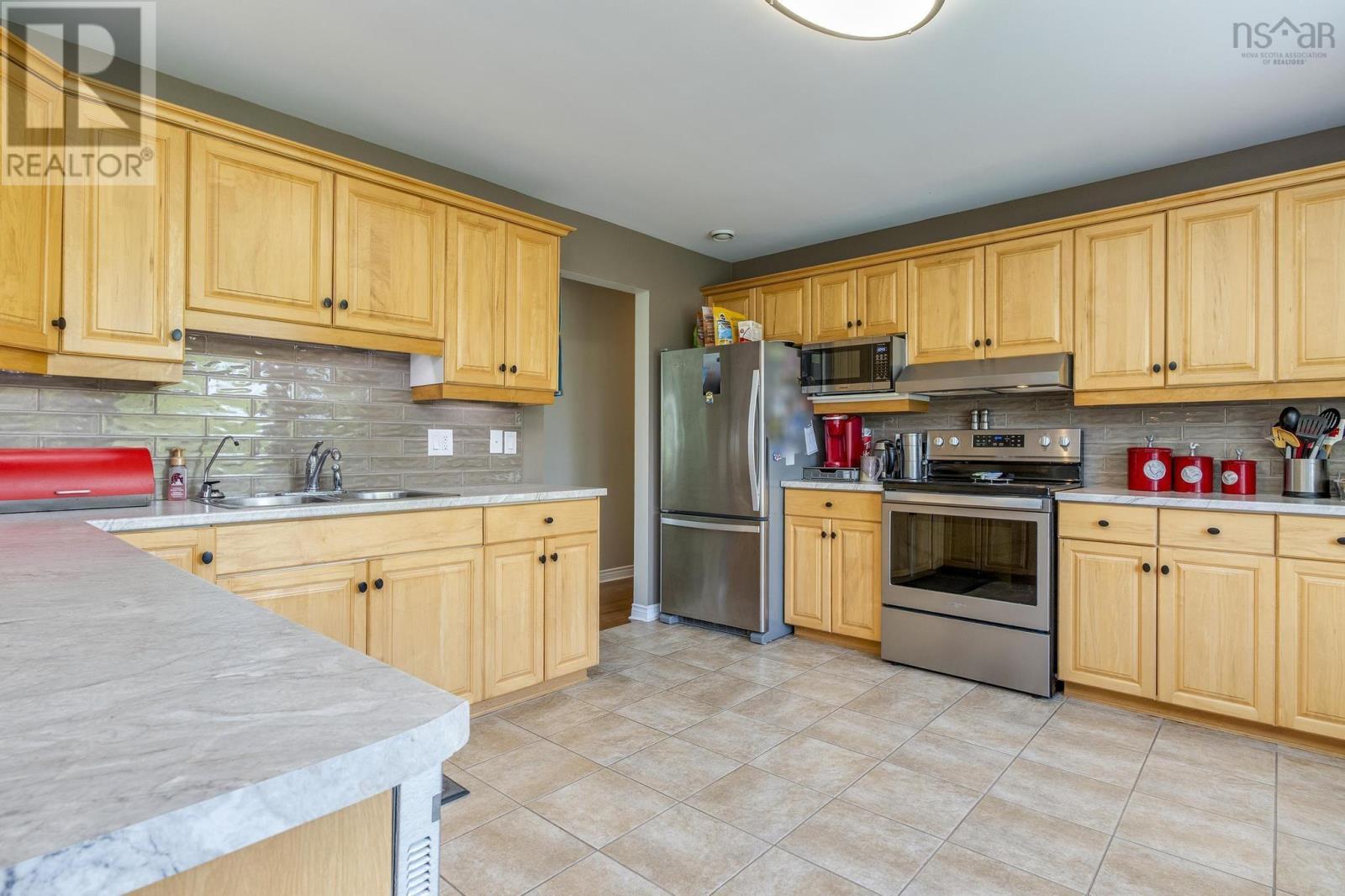 5 Waterloo Way, Stillwater Lake, Nova Scotia  B3Z 1H2 - Photo 10 - 202513073
