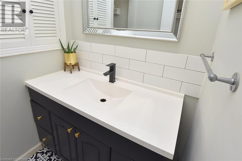 241 Thorner Drive, Hamilton, Ontario  L8V 2M6 - Photo 20 - 40737281