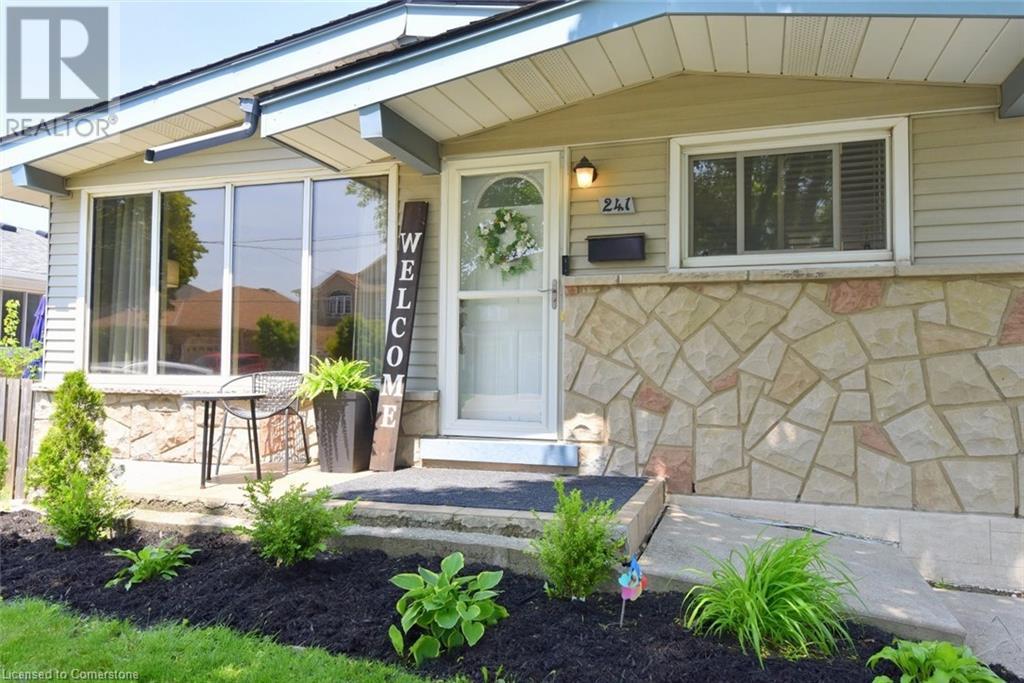 241 Thorner Drive, Hamilton, Ontario  L8V 2M6 - Photo 3 - 40737281