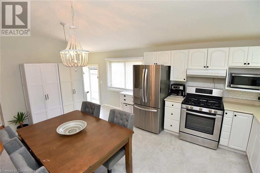 241 Thorner Drive, Hamilton, Ontario  L8V 2M6 - Photo 12 - 40737281