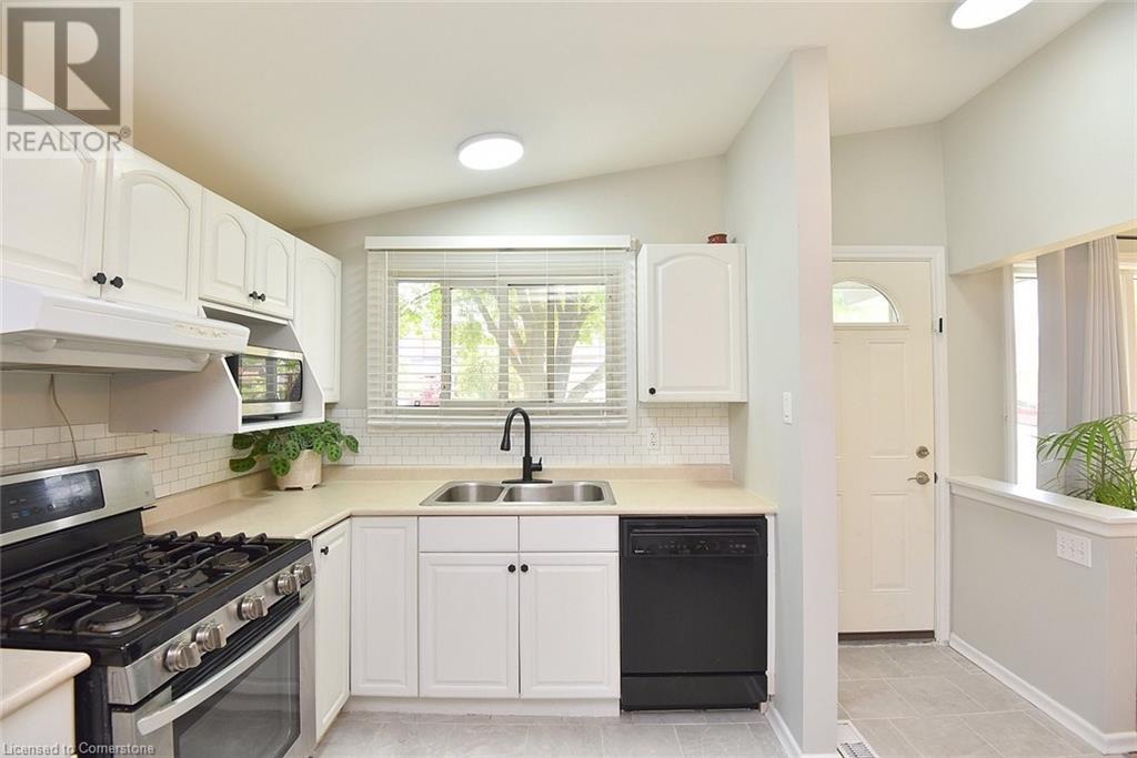 241 Thorner Drive, Hamilton, Ontario  L8V 2M6 - Photo 10 - 40737281