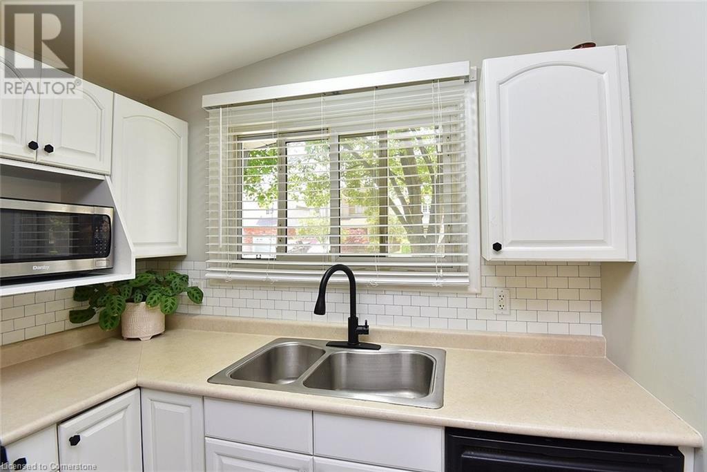 241 Thorner Drive, Hamilton, Ontario  L8V 2M6 - Photo 11 - 40737281