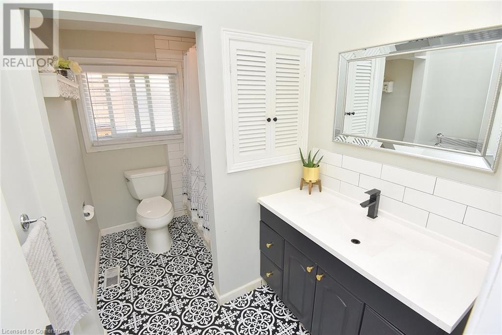 241 Thorner Drive, Hamilton, Ontario  L8V 2M6 - Photo 21 - 40737281