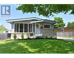 241 THORNER Drive, Hamilton, Ontario