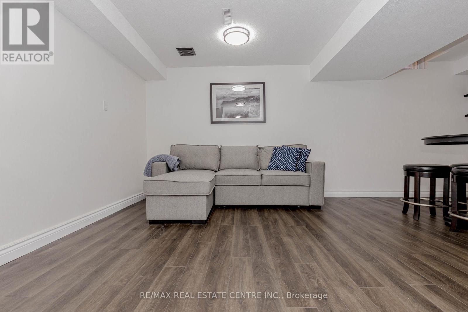 123 - 1526 Lancaster Drive W, Oakville, Ontario  L6H 2Z2 - Photo 35 - W12114956