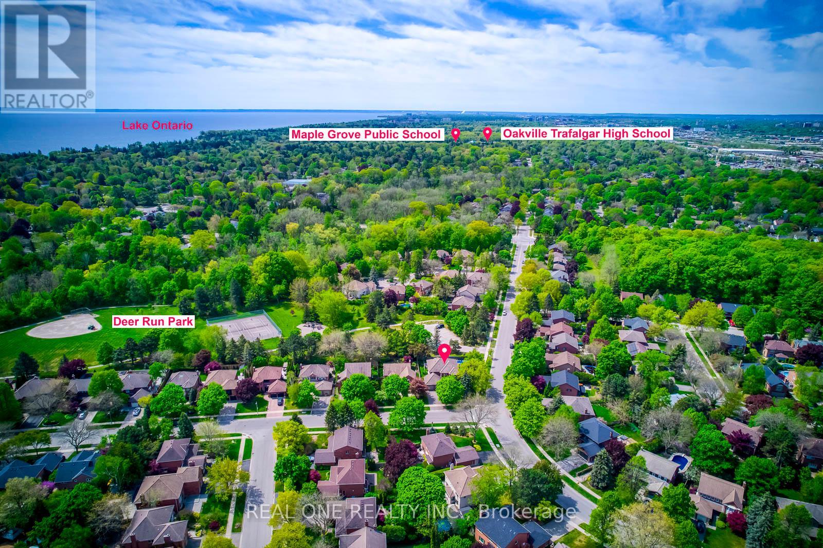 2350 Deer Run Avenue, Oakville, Ontario  L6J 6K6 - Photo 2 - W12188145