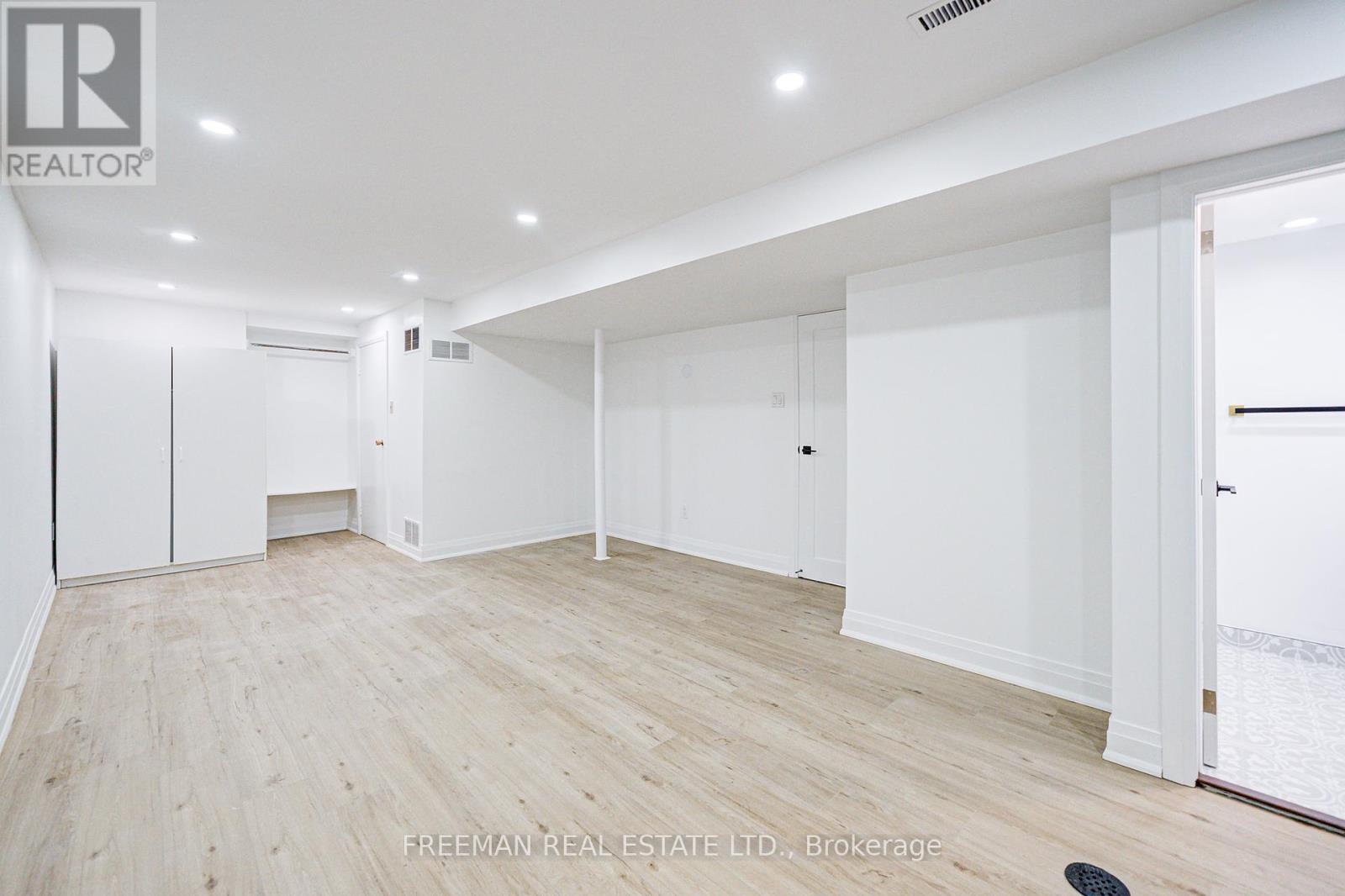 Apt. B - 16 Carey Crescent, Markham, Ontario  L3R 3E5 - Photo 4 - N12147747