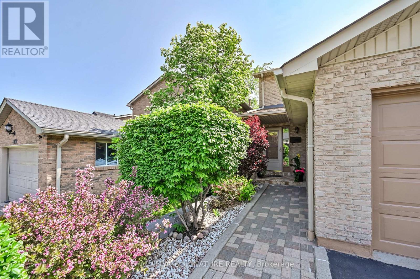 4199 Powderhorn Crescent, Mississauga, Ontario  L5L 3B8 - Photo 37 - W12128255