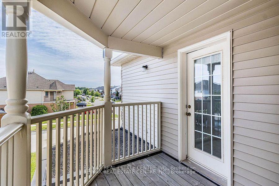 1780 Lampman Avenue, Burlington, Ontario  L7L 6K7 - Photo 32 - W12158494