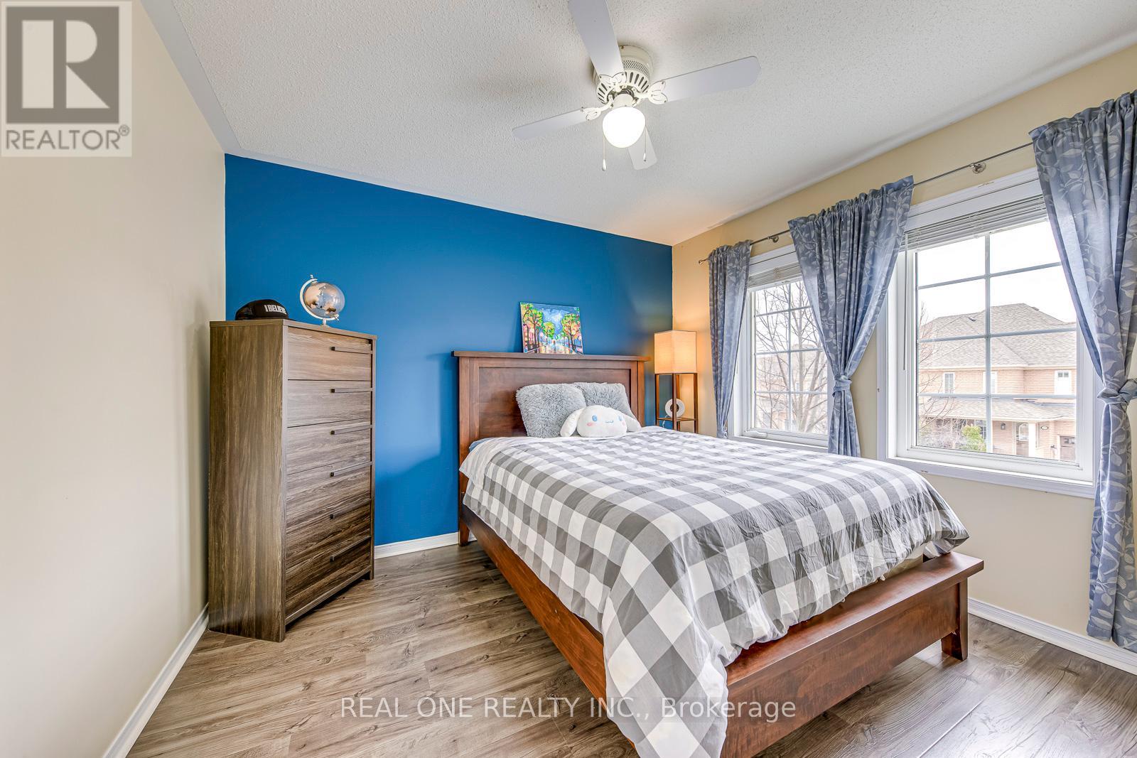 2297 Saddlecreek Crescent, Oakville, Ontario  L6M 5J6 - Photo 18 - W12157957