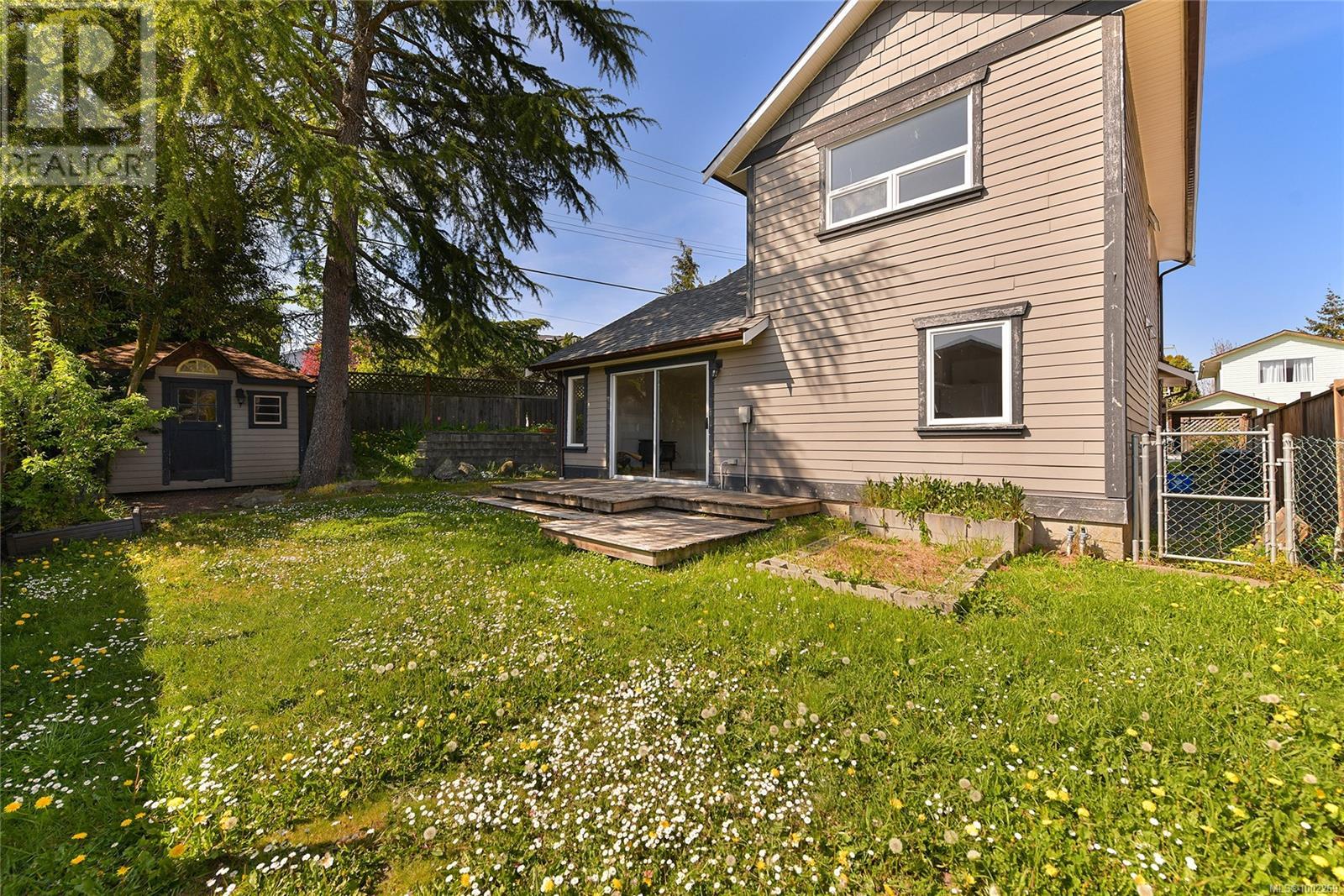 1199 Glen Tara Lane, Saanich, British Columbia  V8Z 6Z4 - Photo 10 - 1002269
