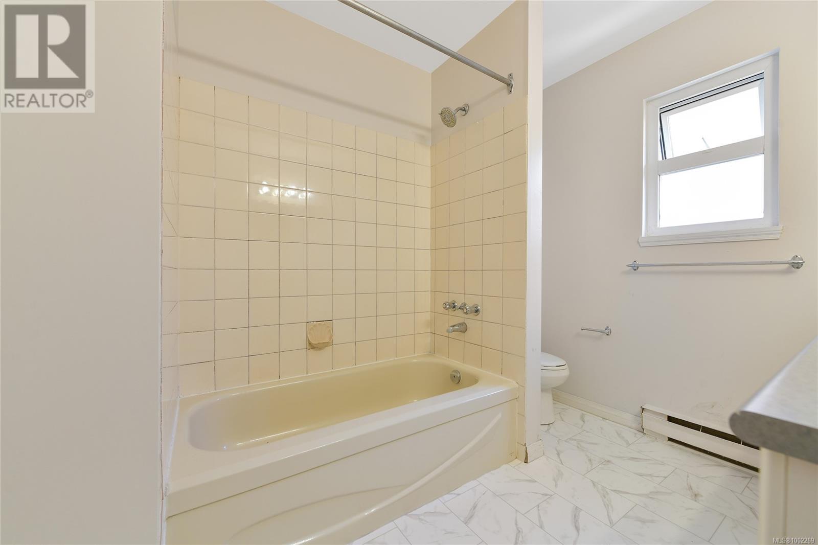 1199 Glen Tara Lane, Saanich, British Columbia  V8Z 6Z4 - Photo 26 - 1002269