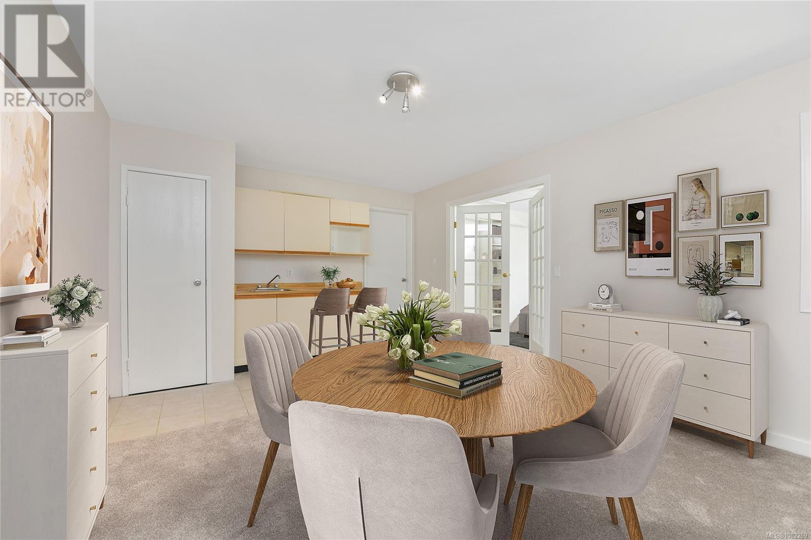 Property at 1199 GLEN TARA Lane image 3