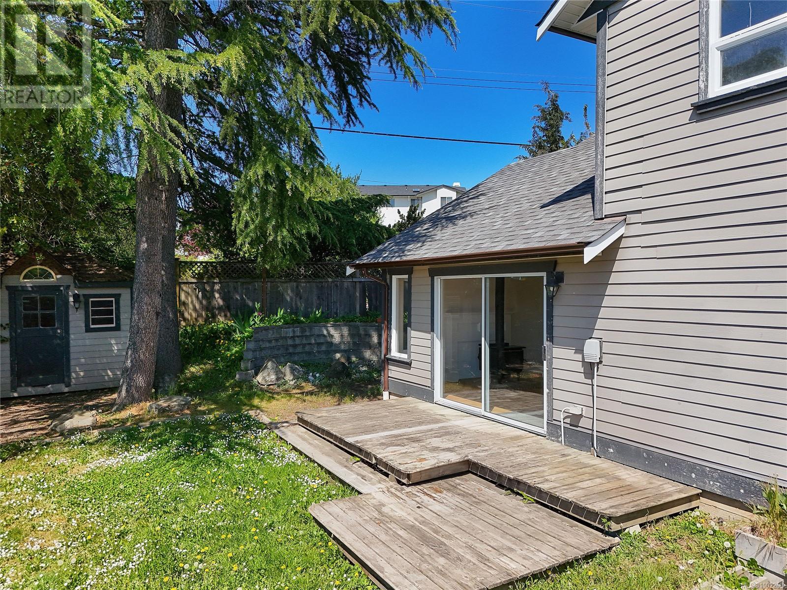 1199 Glen Tara Lane, Saanich, British Columbia  V8Z 6Z4 - Photo 37 - 1002269