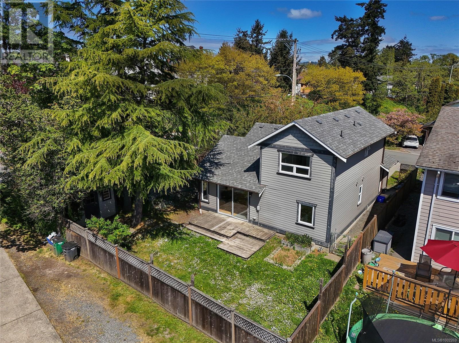 1199 Glen Tara Lane, Saanich, British Columbia  V8Z 6Z4 - Photo 39 - 1002269
