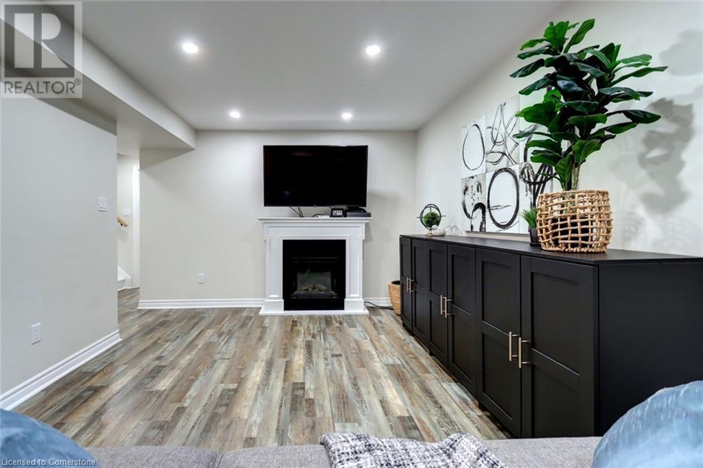 7 Davidson Boulevard Unit# 28, Dundas, Ontario  L9H 6Y7 - Photo 35 - 40732332