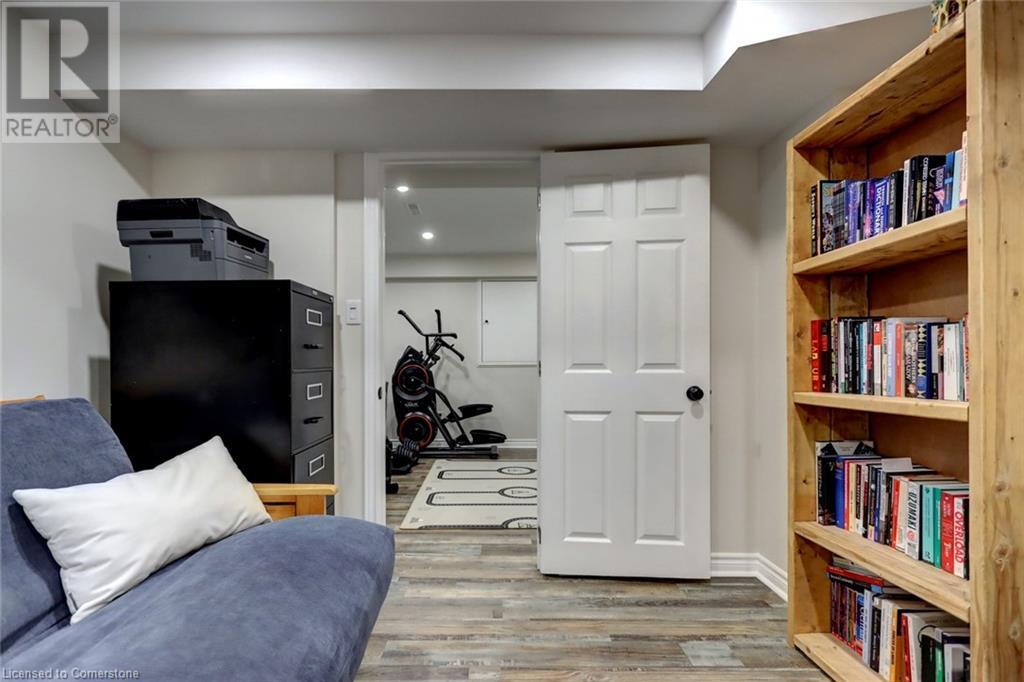 7 Davidson Boulevard Unit# 28, Dundas, Ontario  L9H 6Y7 - Photo 38 - 40732332