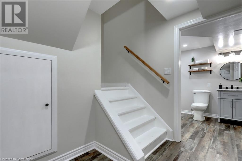 7 Davidson Boulevard Unit# 28, Dundas, Ontario  L9H 6Y7 - Photo 39 - 40732332