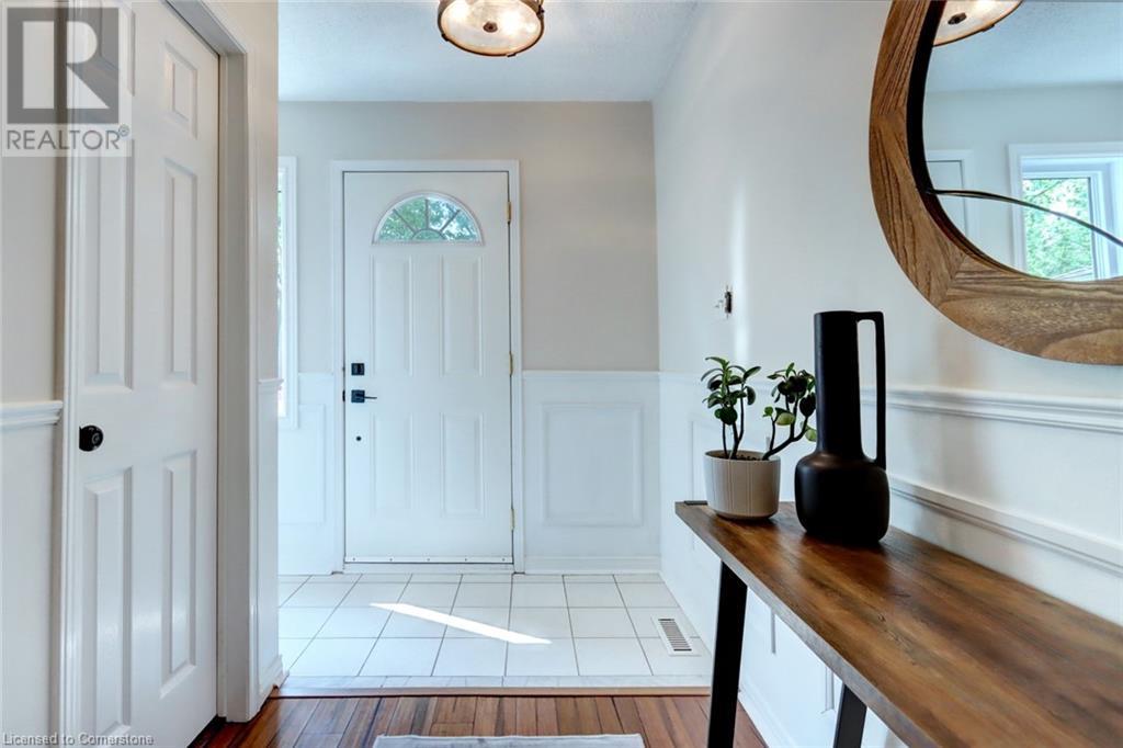 7 Davidson Boulevard Unit# 28, Dundas, Ontario  L9H 6Y7 - Photo 6 - 40732332