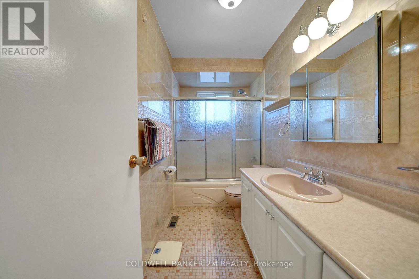 6 Langevin Crescent, Toronto, Ontario  M1C 2B6 - Photo 26 - E12196294