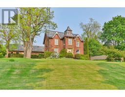 27 Davidson Street, Centre Hastings, Ca