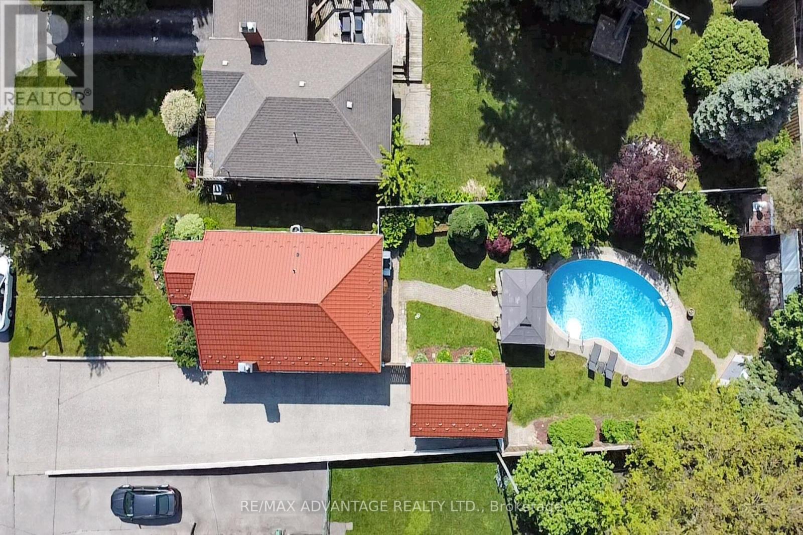 1285 Guest Avenue, London South, Ontario  N6K 2B3 - Photo 6 - X12196361