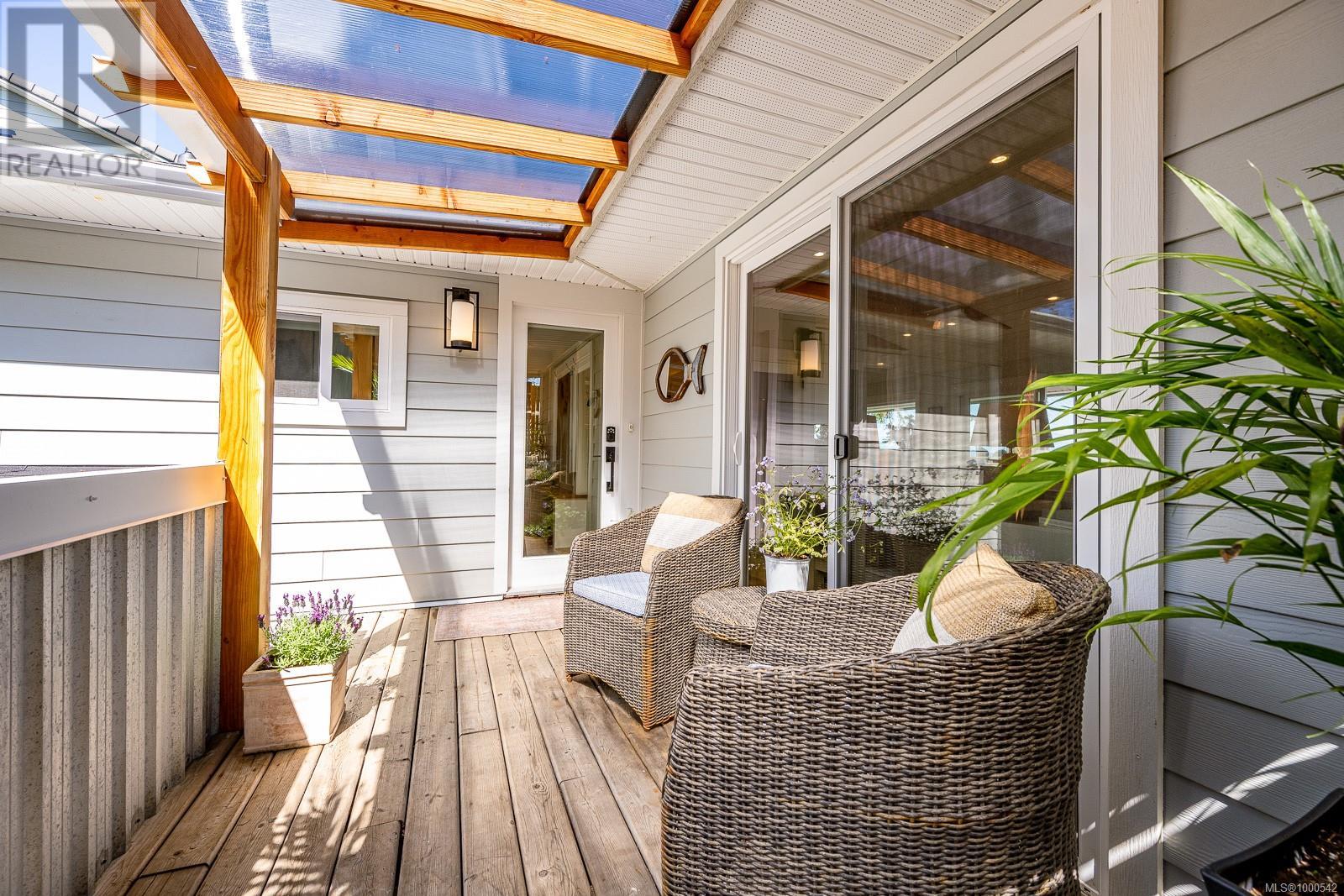 Property at 426 Curtis Rd image 1