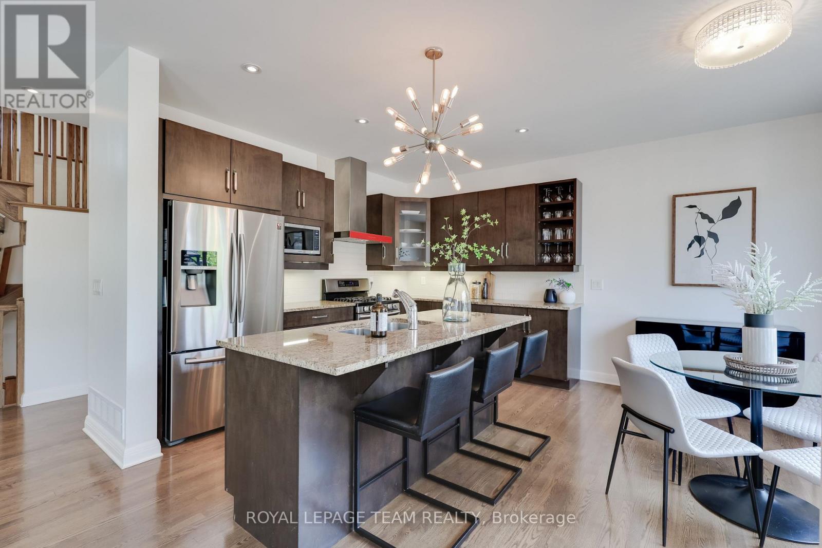193 Grainstone Way, Ottawa, Ontario  K2T 0H2 - Photo 12 - X12196285