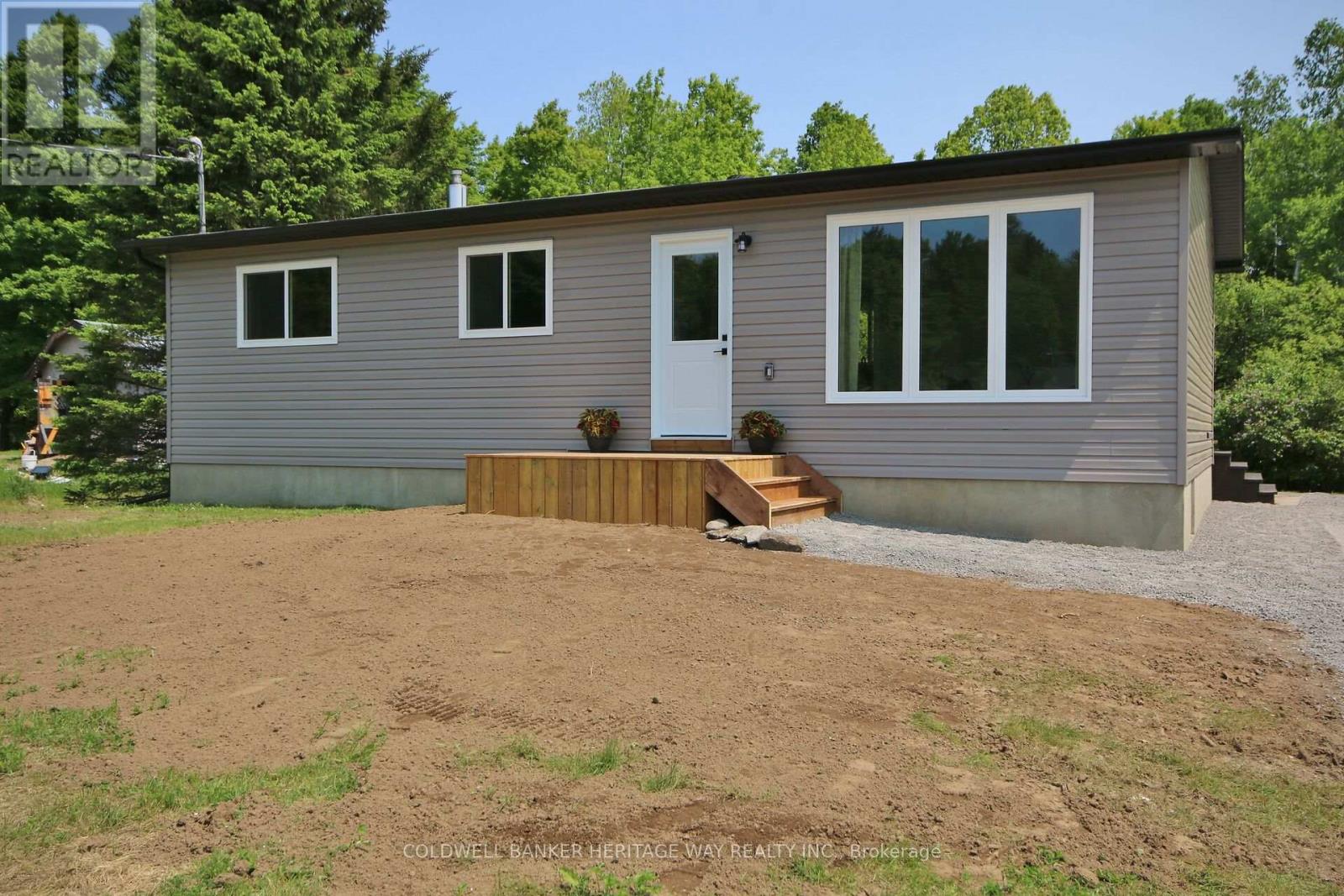 119 Rothwell Street, Lanark Highlands, Ontario  K0G 1K0 - Photo 2 - X12196302