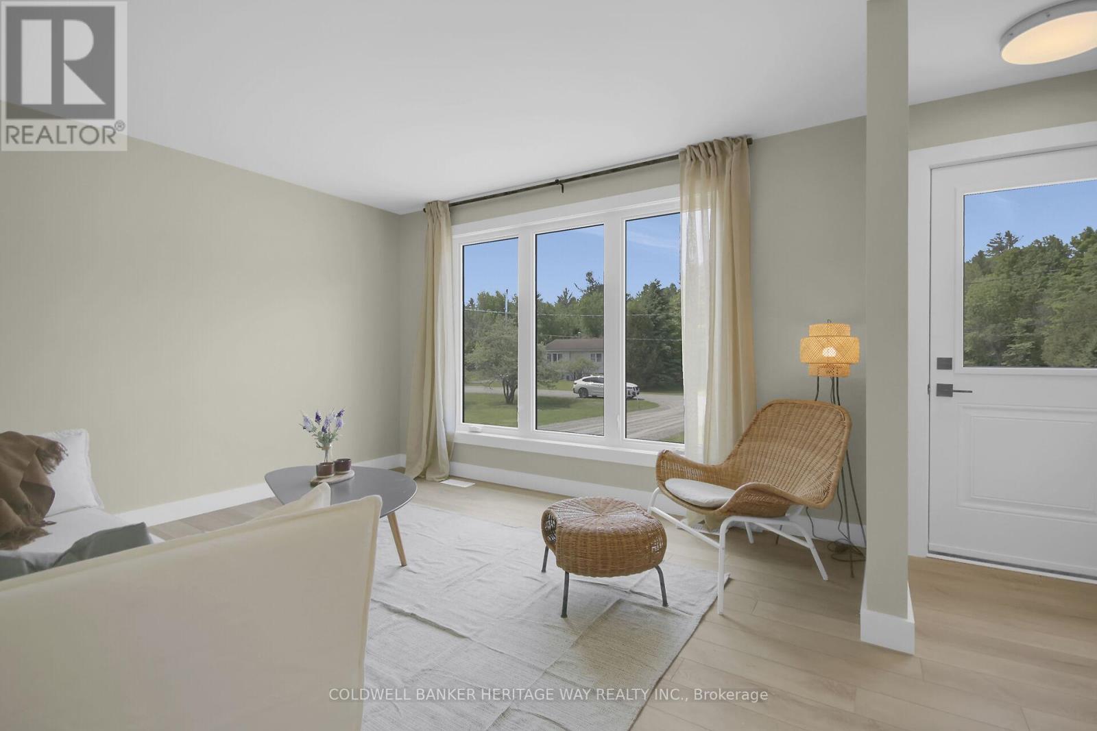 119 Rothwell Street, Lanark Highlands, Ontario  K0G 1K0 - Photo 6 - X12196302
