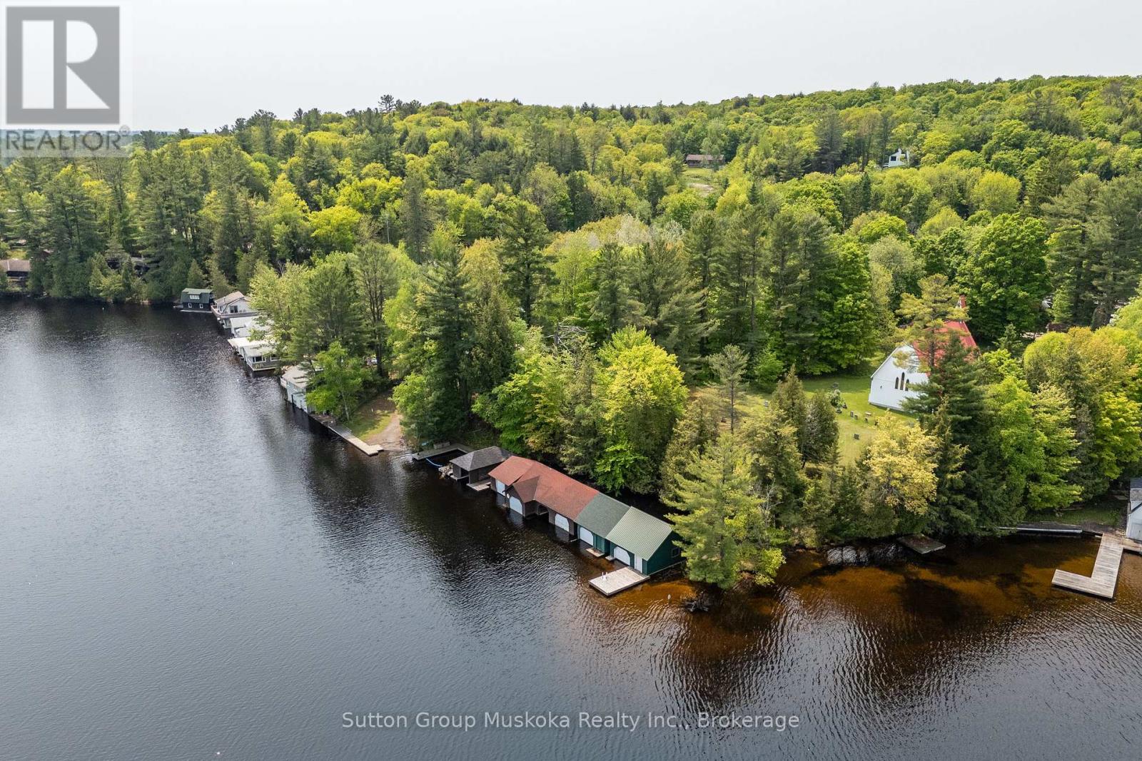 86 & 92 Hoths Lane, Huntsville, Ontario  P0B 1L0 - Photo 34 - X12196169
