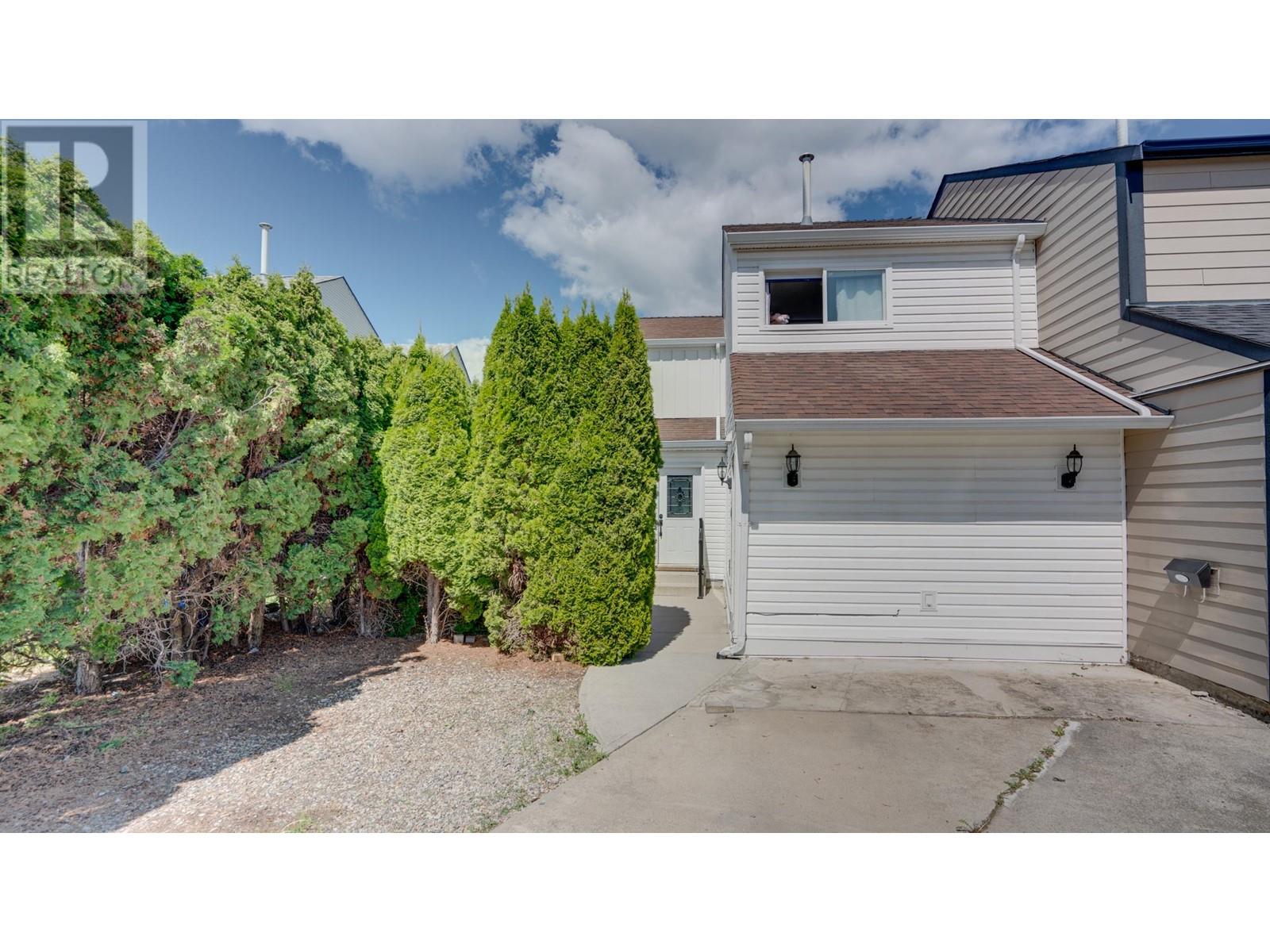 Property at 1508 37 Street image 1