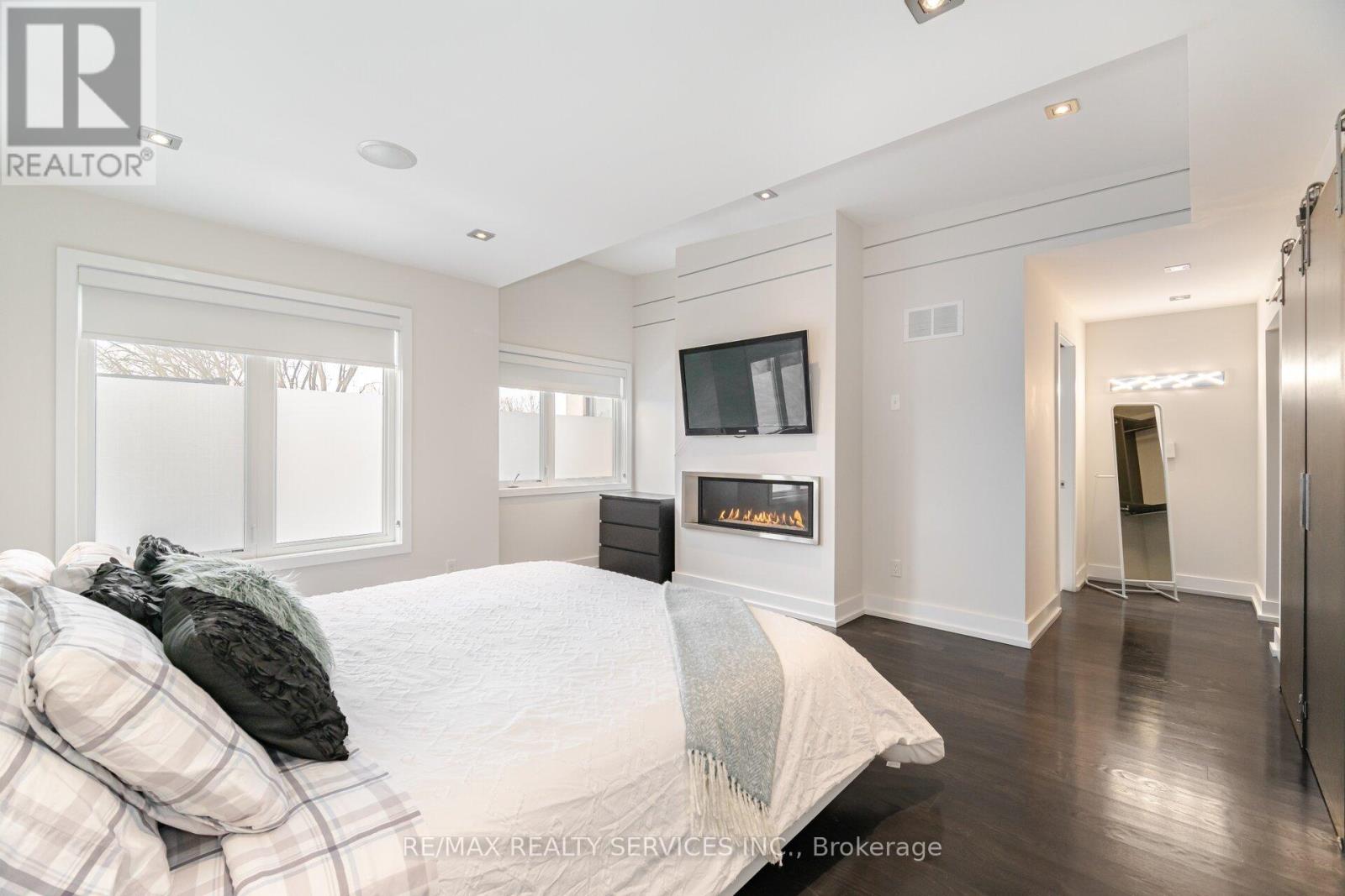 685 Montbeck Crescent, Mississauga (Lakeview), Ontario  L5G 1P4 - Photo 39 - W12071567