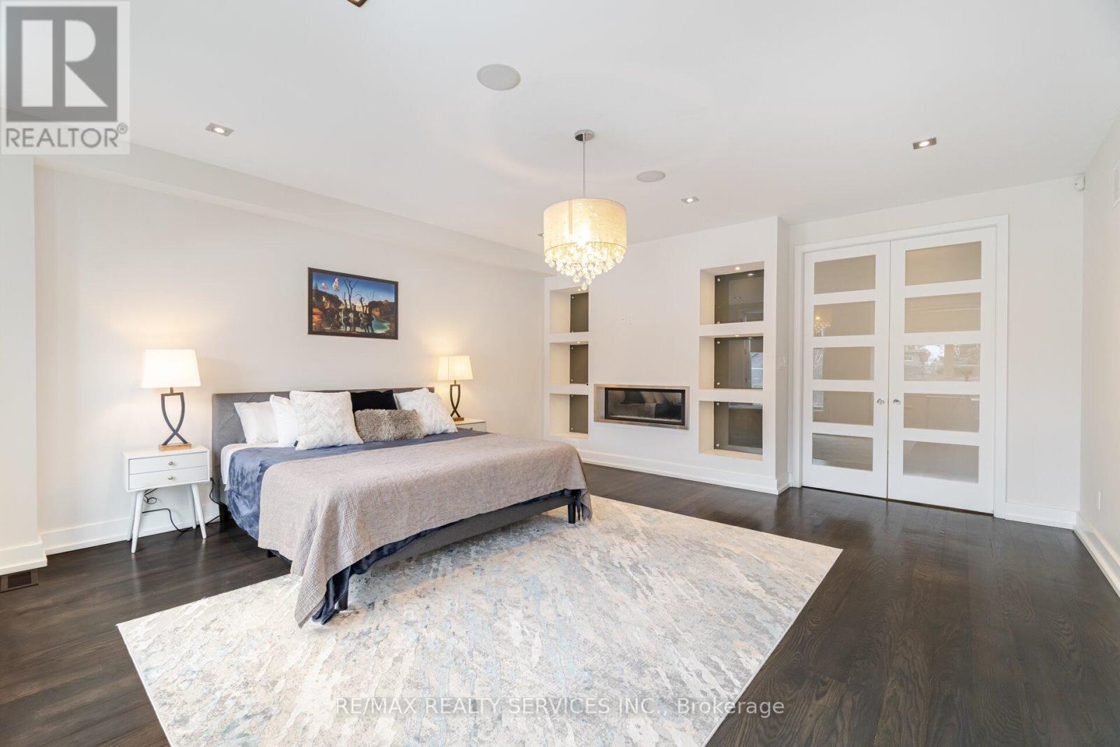 685 Montbeck Crescent, Mississauga (Lakeview), Ontario  L5G 1P4 - Photo 20 - W12071567