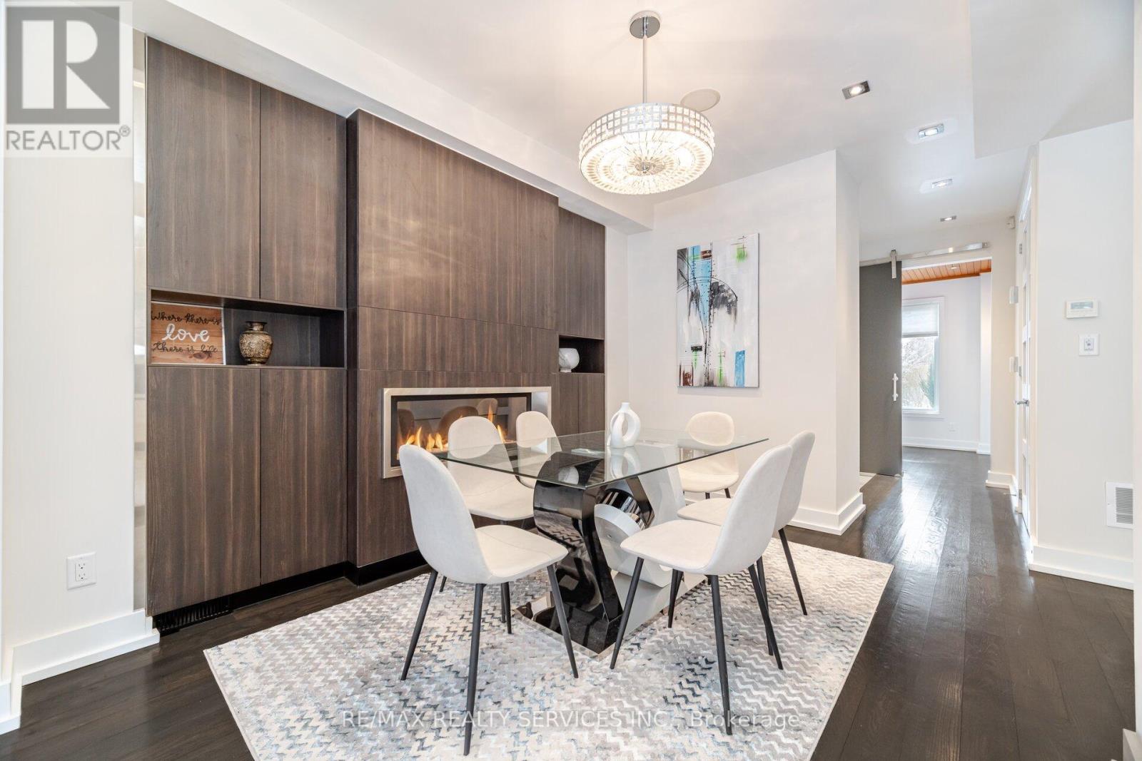 685 Montbeck Crescent, Mississauga (Lakeview), Ontario  L5G 1P4 - Photo 6 - W12071567