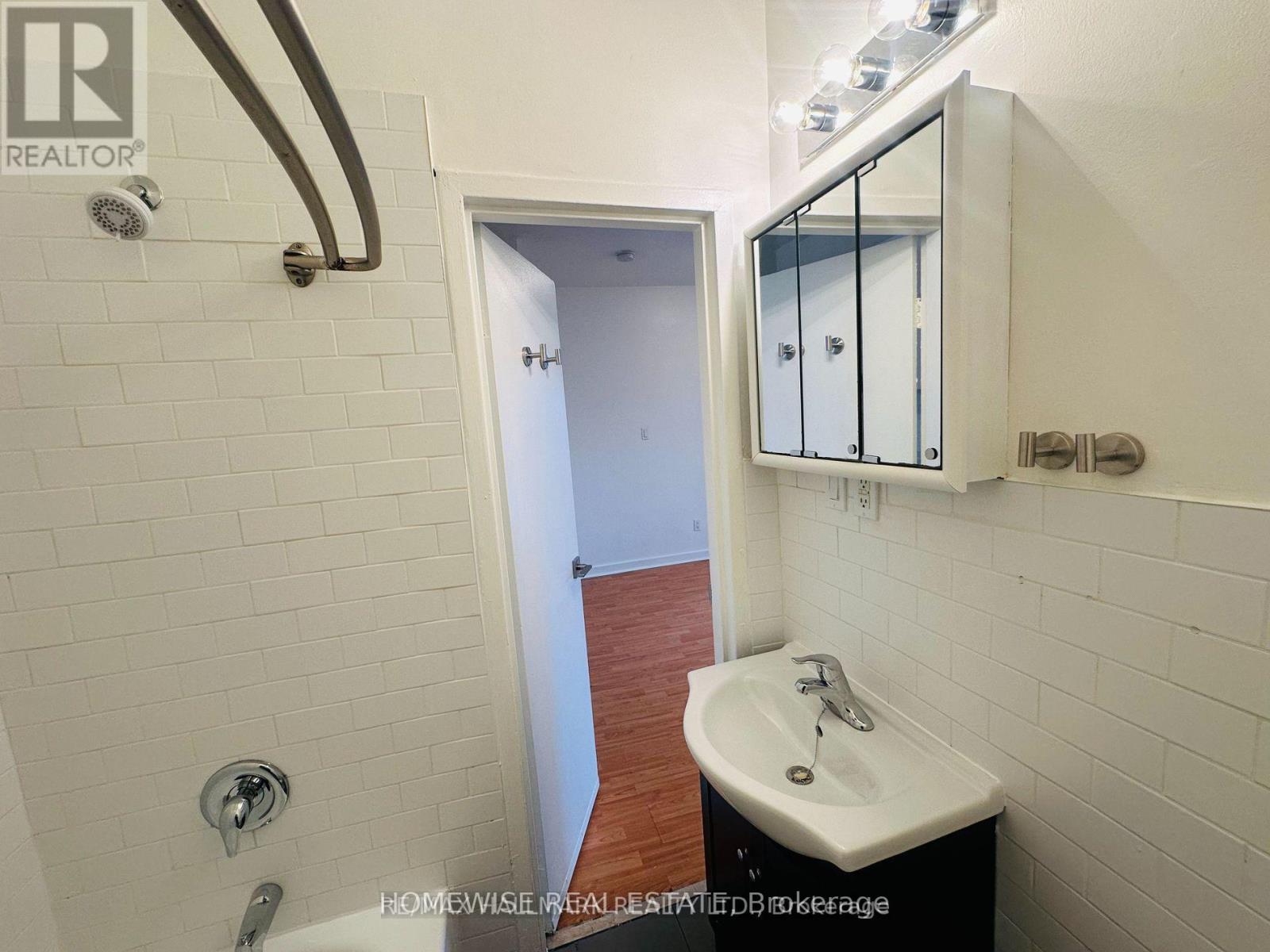 205 - 1 Triller Avenue, Toronto, Ontario  M6K 3B7 - Photo 14 - W12194439