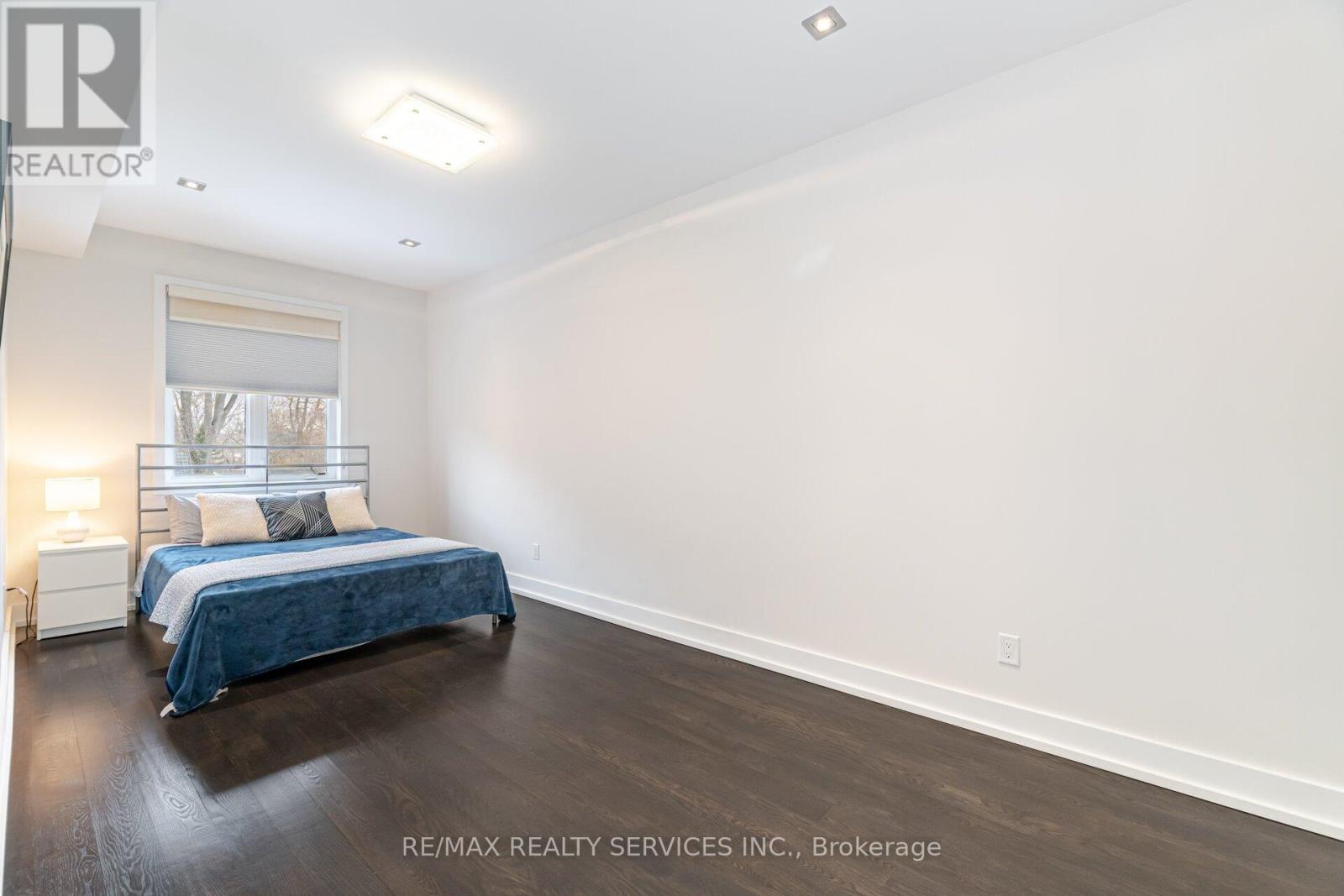 685 Montbeck Crescent, Mississauga (Lakeview), Ontario  L5G 1P4 - Photo 25 - W12071567