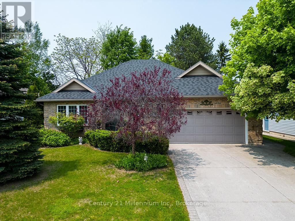 14 COBBLESTONE LANE, Blue Mountains, Ontario