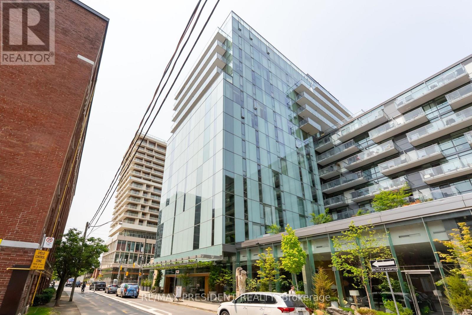 1103 - 552 Wellington Street W, Toronto, Ontario  M5V 2V5 - Photo 1 - C12196179