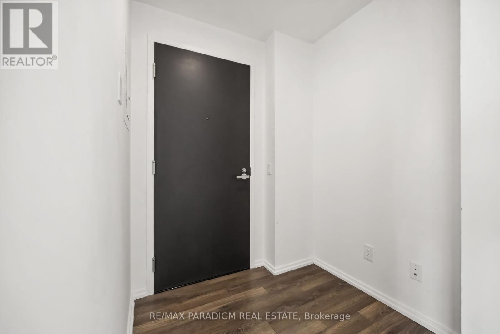 4301 - 197 Yonge Street, Toronto (Church-Yonge Corridor), Ontario  M5B 0C1 - Photo 5 - C12196227