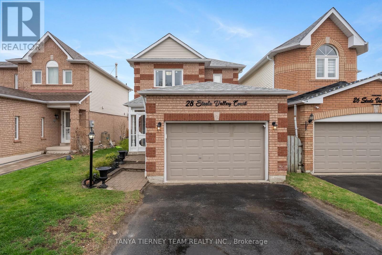28 Steele Valley Court, Whitby, Ontario  L1R 2M3 - Photo 2 - E12196151