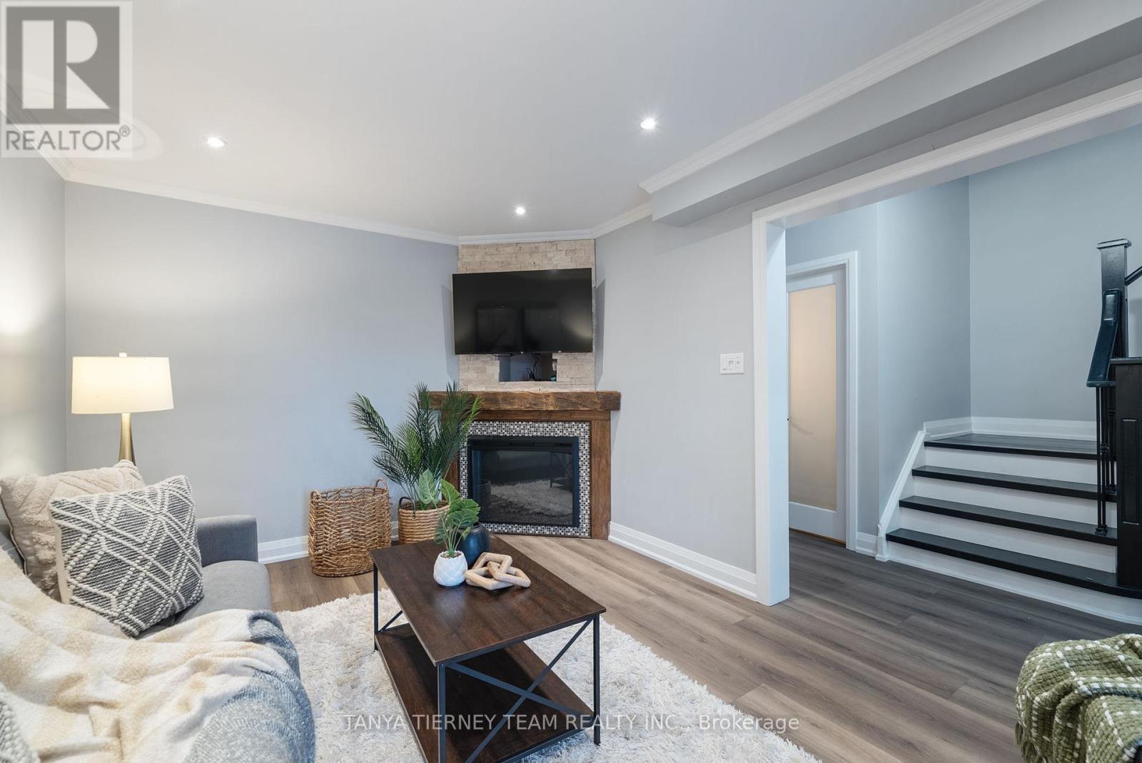 28 Steele Valley Court, Whitby, Ontario  L1R 2M3 - Photo 7 - E12196151