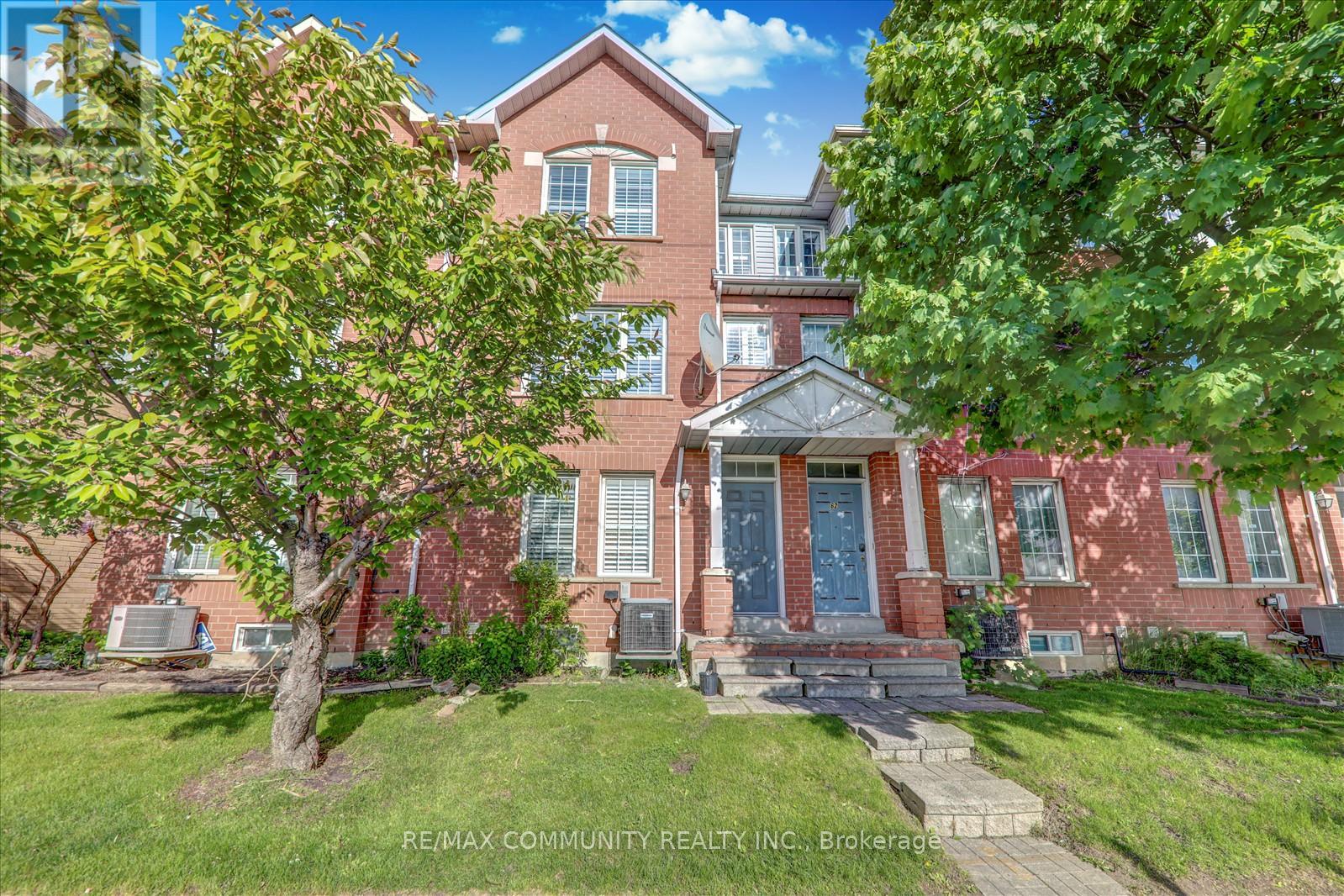 63 - 2758 EGLINTON AVENUE E, Toronto, Ontario