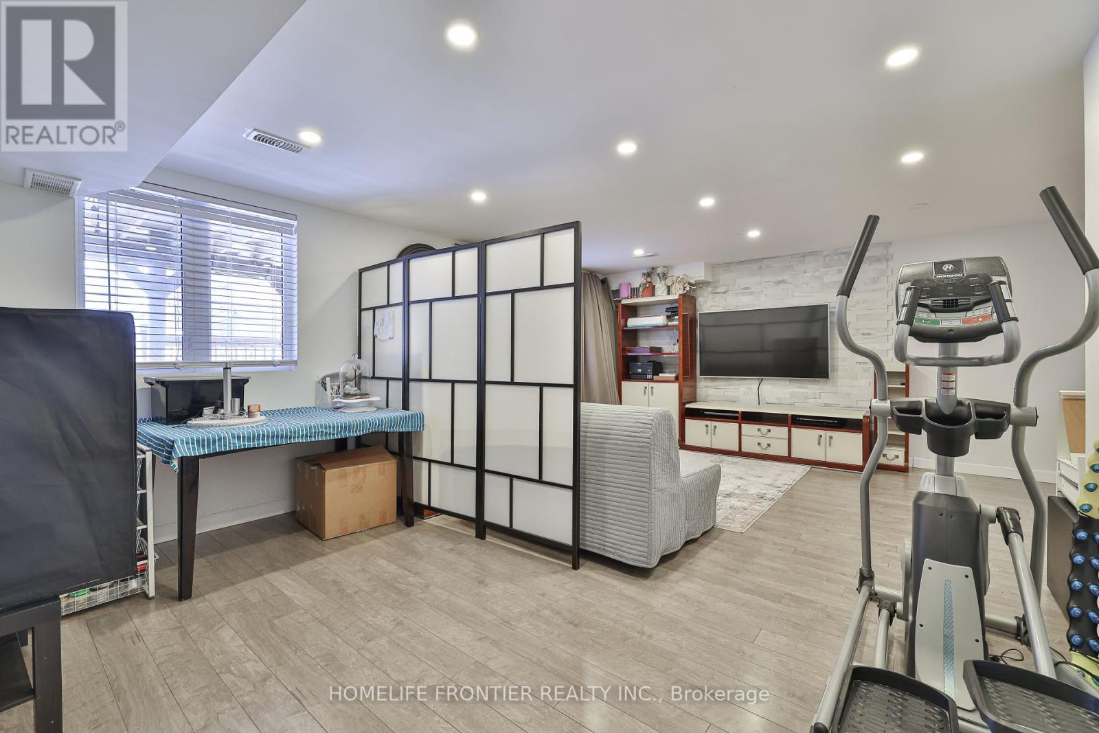 14 Charmuse Lane, East Gwillimbury, Ontario  L9N 0N7 - Photo 44 - N12196197